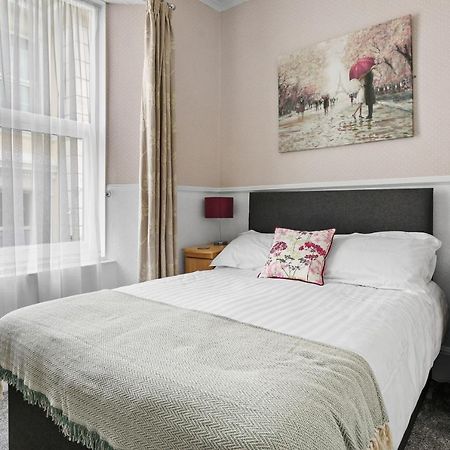 トーキー The Netley Bed & Breakfast エクステリア 写真