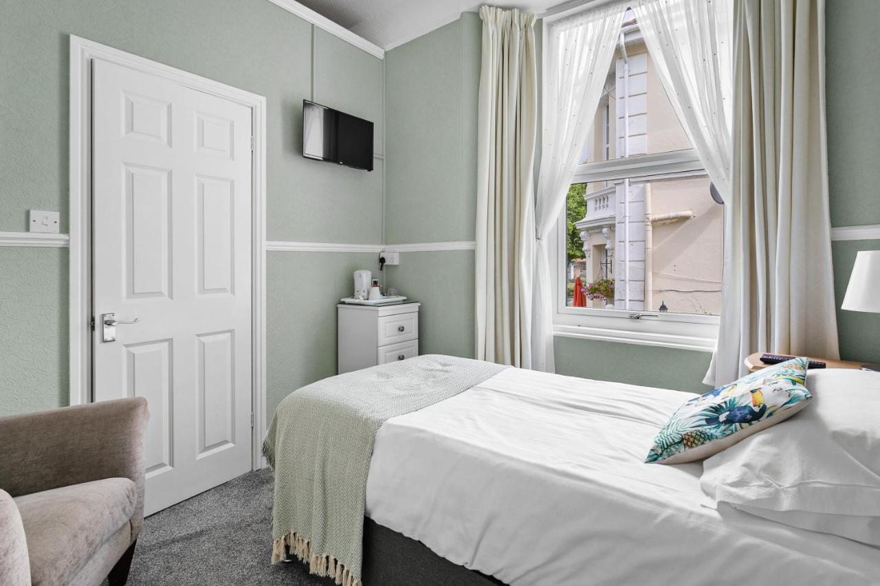 トーキー The Netley Bed & Breakfast 部屋 写真
