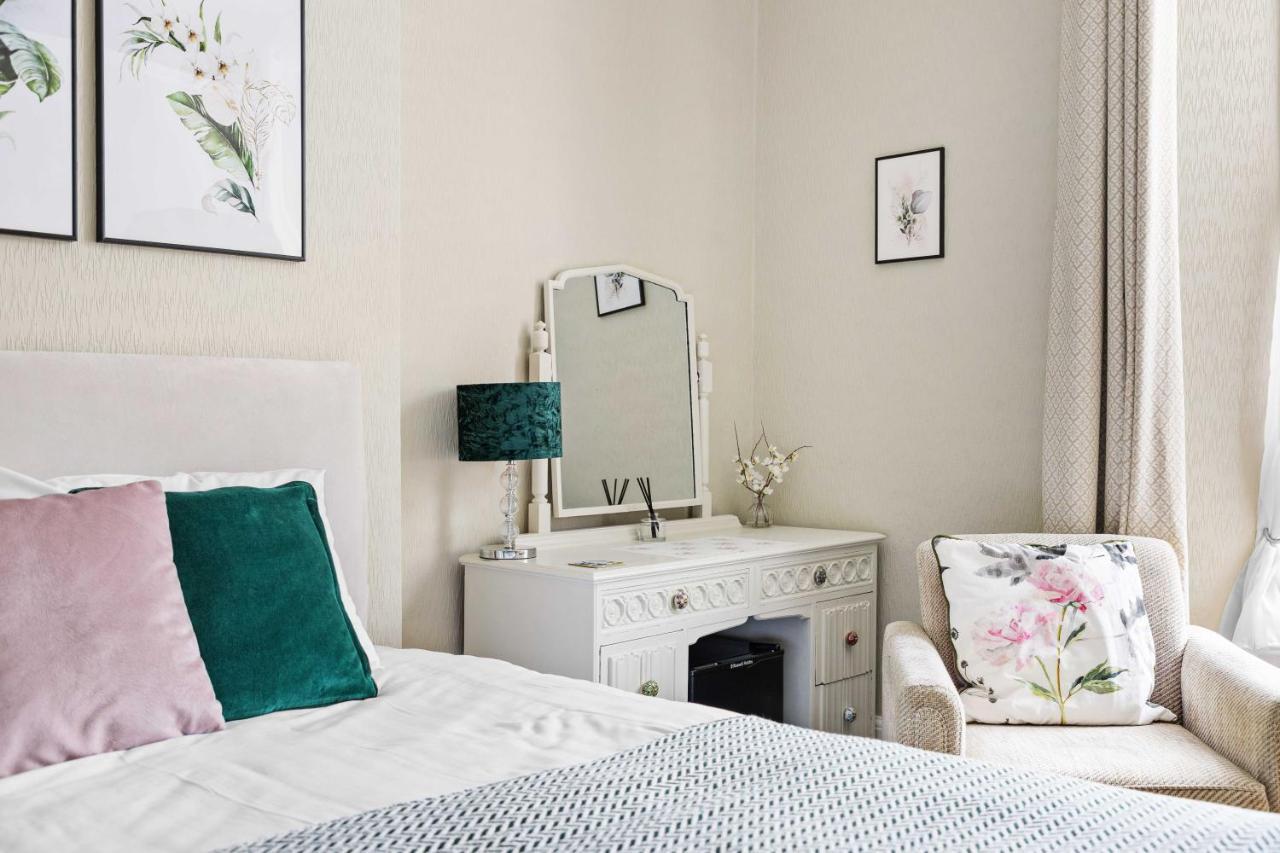 トーキー The Netley Bed & Breakfast エクステリア 写真